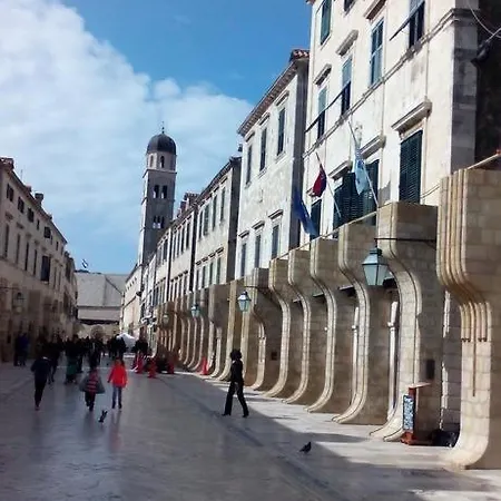 In With Air Conditioning, Wifi Washing Machine 4246-3 * Dubrovnik